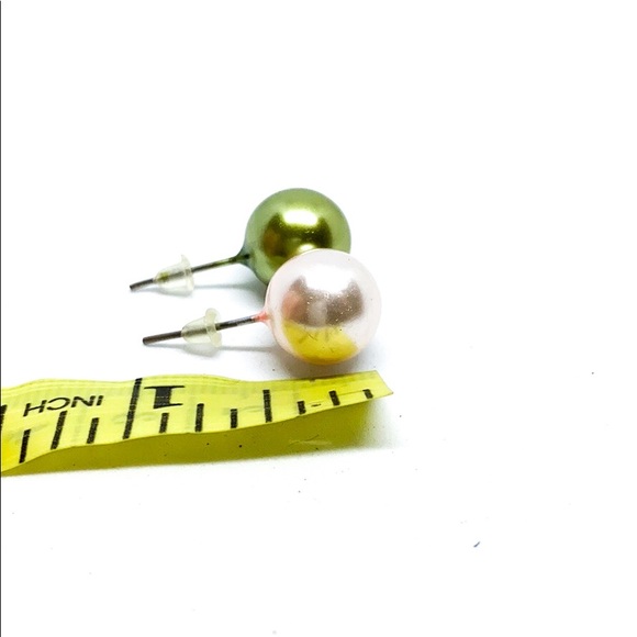 Faux Large Pearl Earrings - Picture 5 of 5